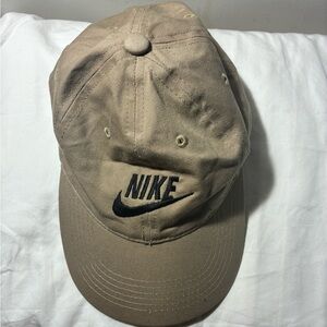 Nike Classic Khaki Cap